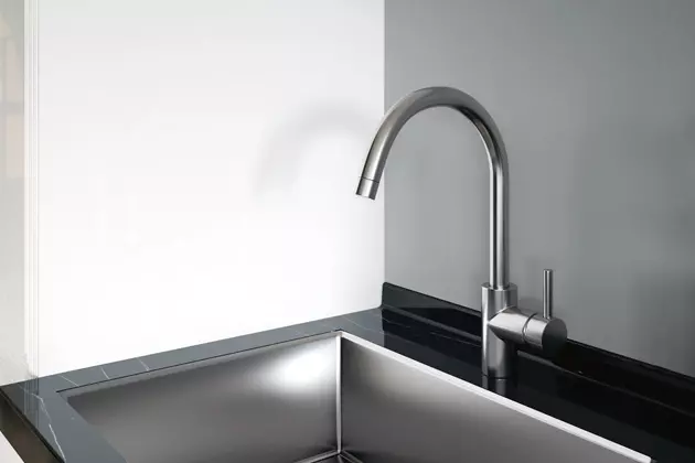 Крепление в столешнице