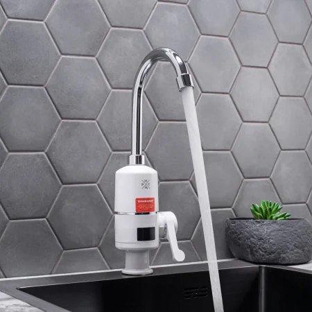 Кран-водонагреватель для кухни РМС-ЭЛ03 проточный Высокопрочный пластик Белый