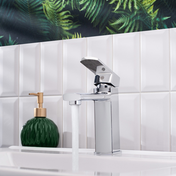 Смеситель для раковины BOOU B8215-1J однорычажный Латунь