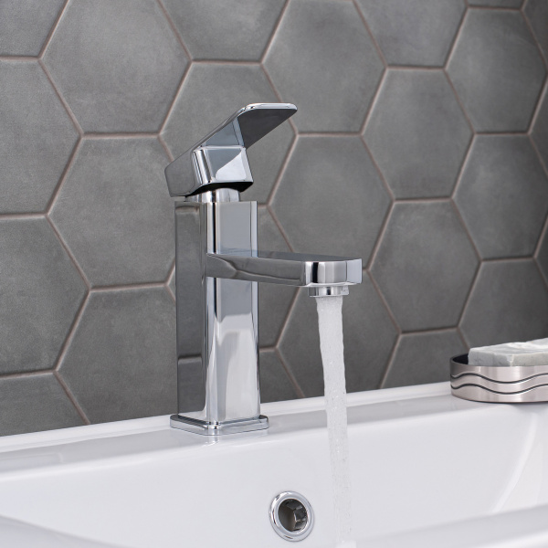 Смеситель для раковины РМС SL144-001F однорычажный Хром