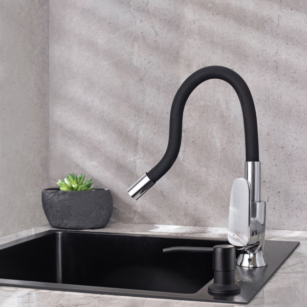 Смеситель для кухни РМС SL123BL-016F-1 с гибким изливом Черный