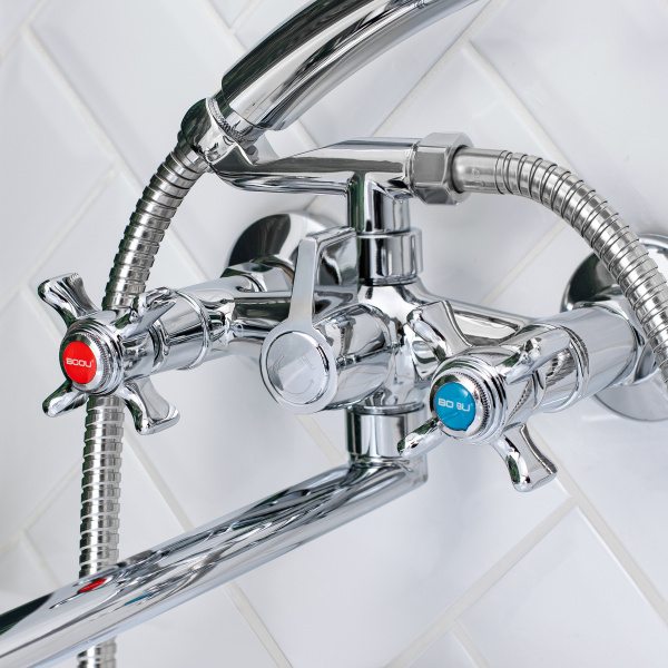 Смеситель  для ванны с душем BOOU BA5333-4-B723-C018 двуручковый Латунь